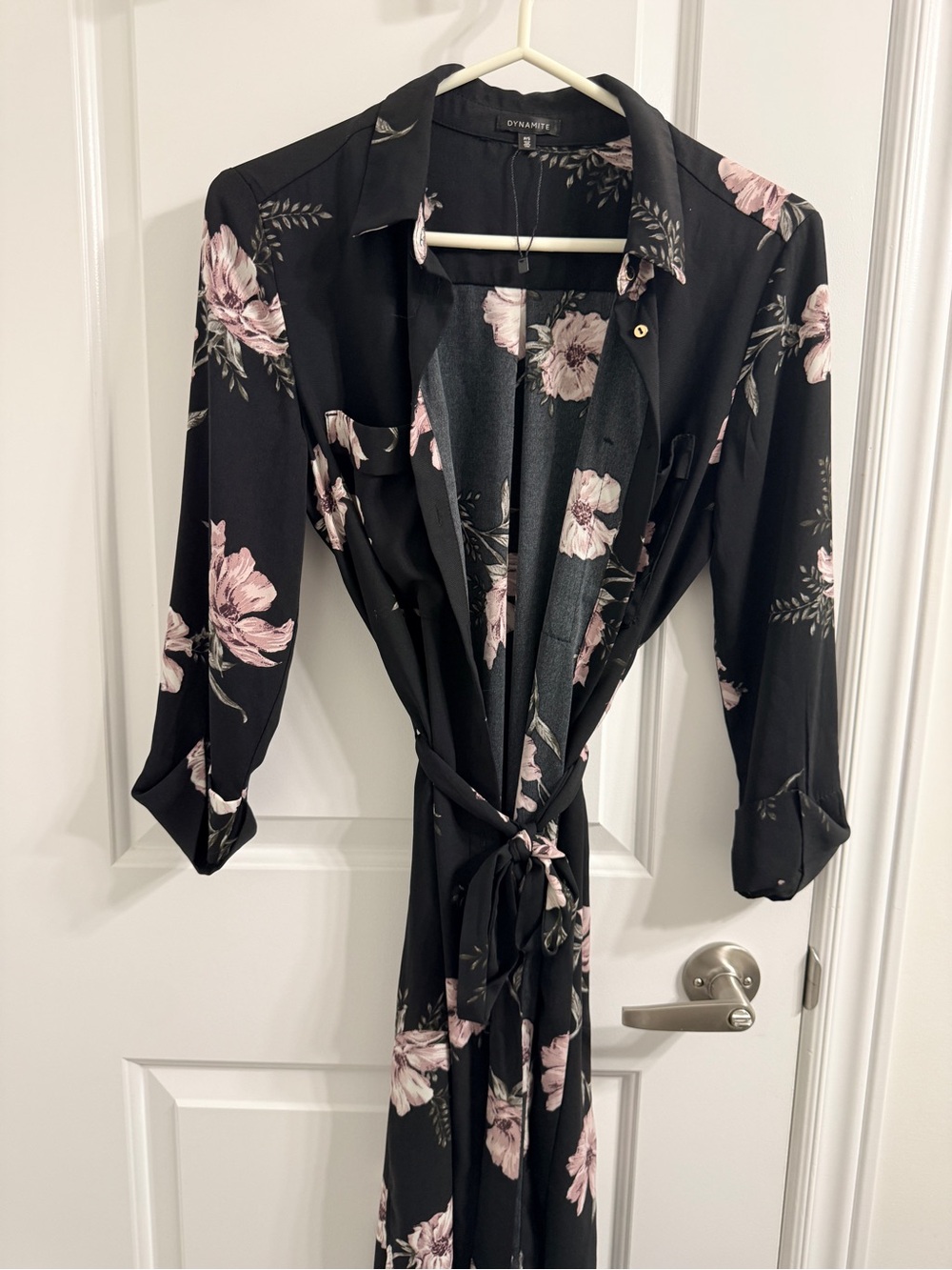 Dynamite Women's Black Floral Duster -Pink Floral Print